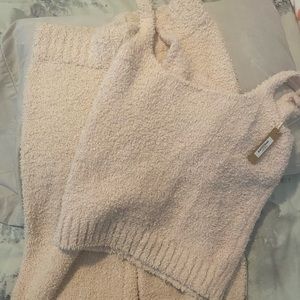 NWT Skims Cozy Set